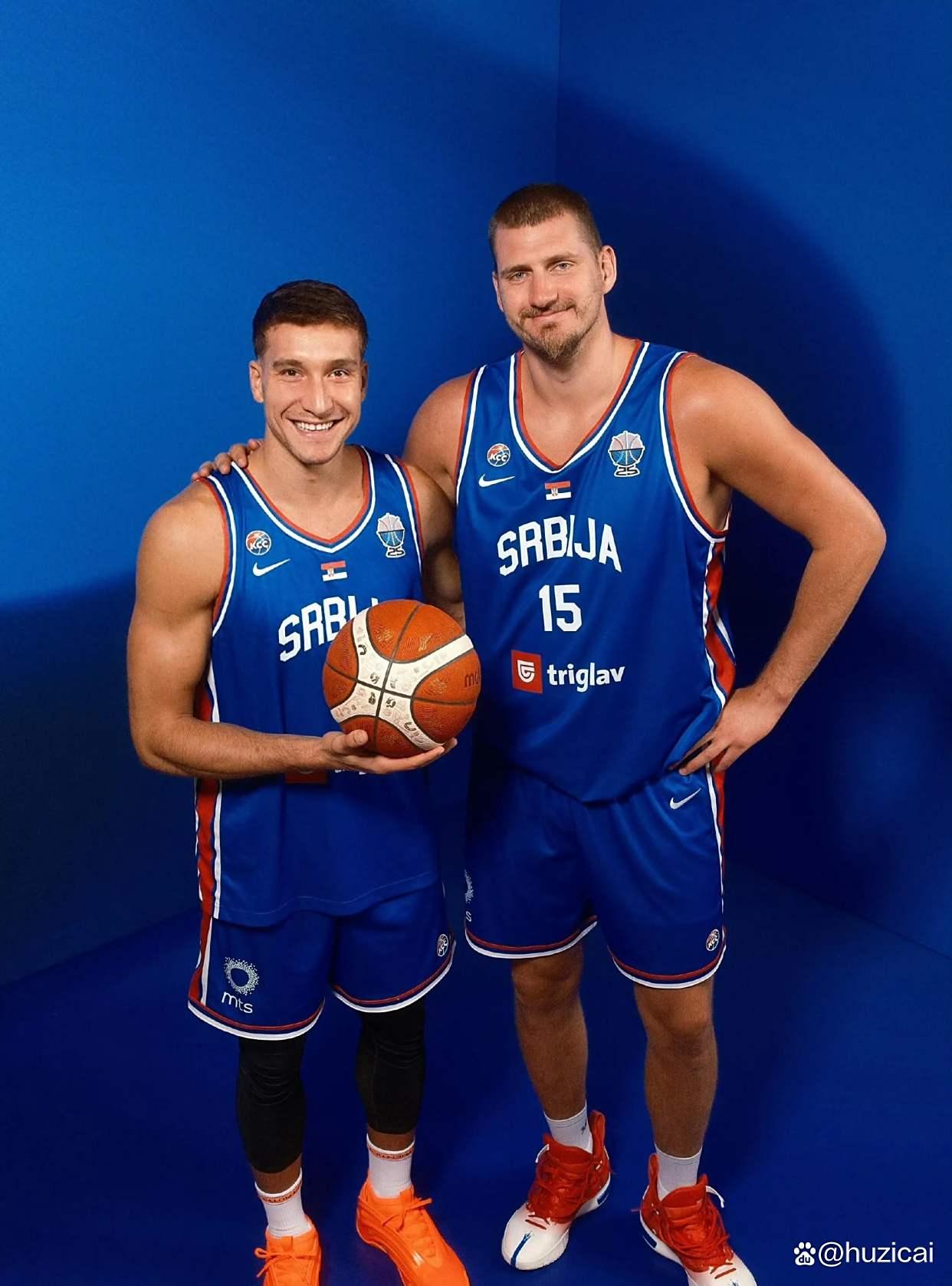 奥兰多魔术训练开放日，赛后止住颓势引欢呼，欧篮联在即，球队文化再被提及的简单介绍-JIUYOU