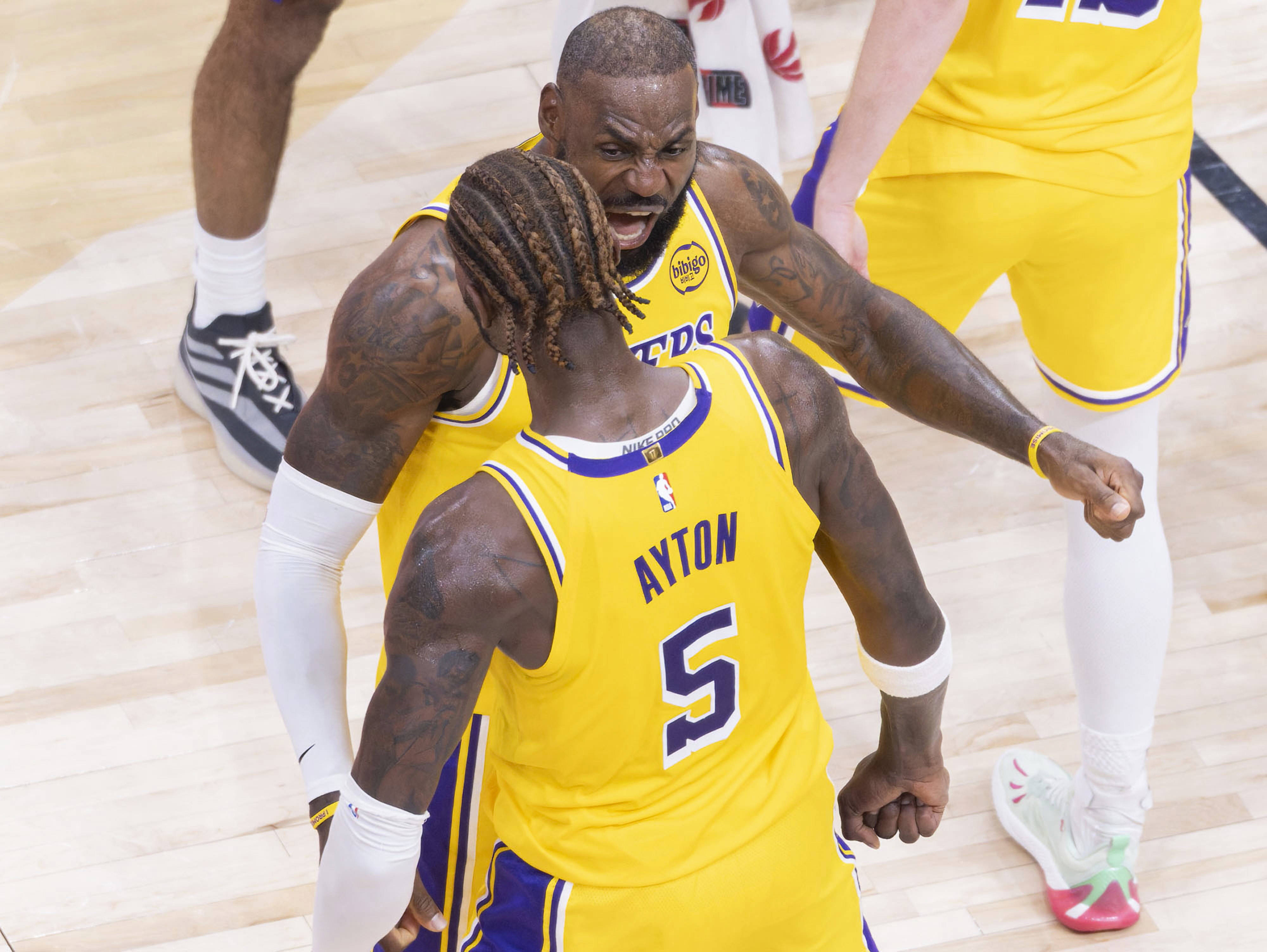 赛地聚焦：NBA常规赛关键时刻热度飙升，北京首钢临场应变，赛场秩序良好，球探报告显示潜力的简单介绍-九游体育app